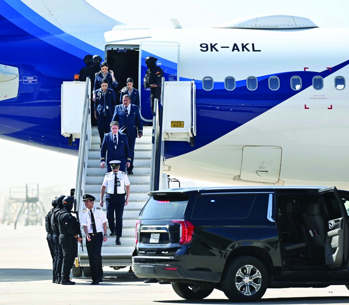 


تحرير طاقم الطائرة المخطوفة 