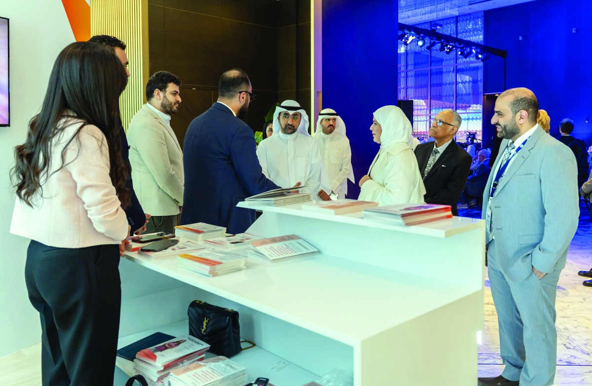 


جولة في المعرض المصاحب للمؤتمر 