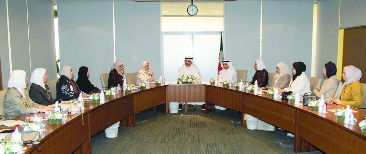 وزير التربية مترئساً الاجتماع 