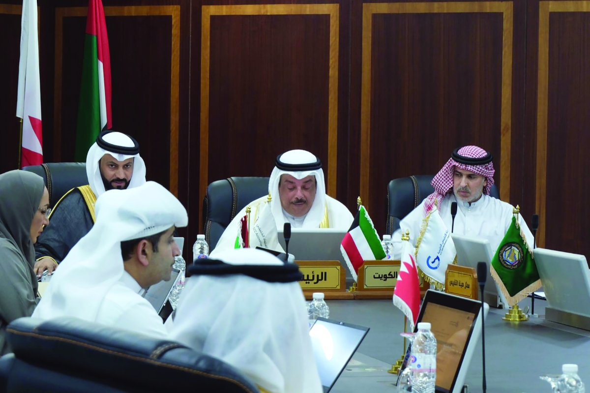 الجحيدلي مترئساً اجتماع مجلس إدارة المركز