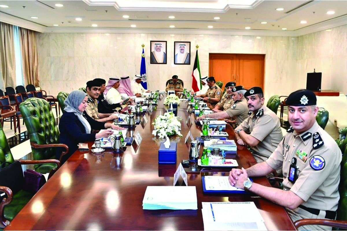 الفريق النواف مترئساً الاجتماع الـ41 لمجلس الأكاديمية