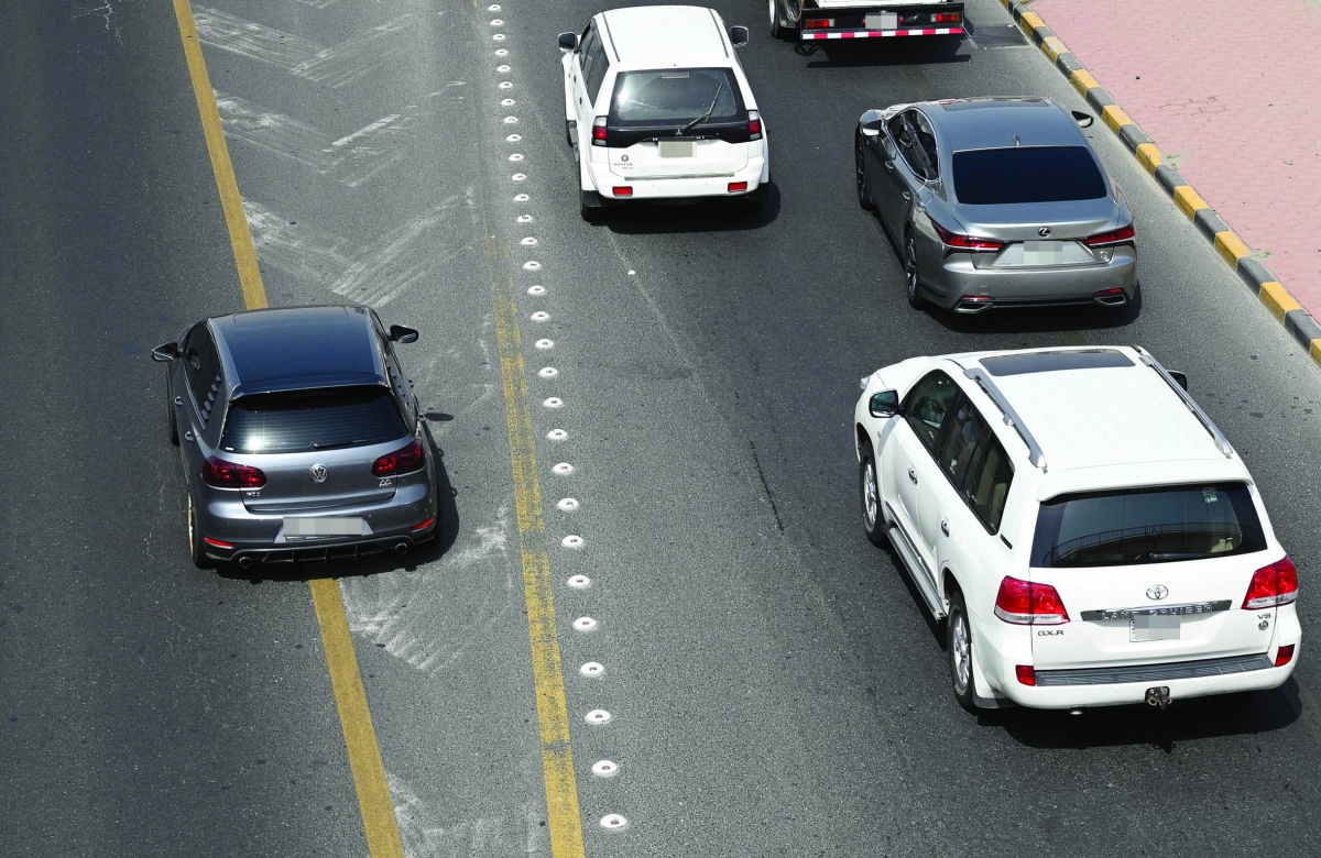 


مركبة متخطية خطوط الطرق 