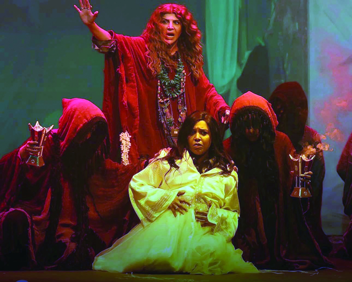 غدير السبتي ونورا العميري في أحد المشاهد