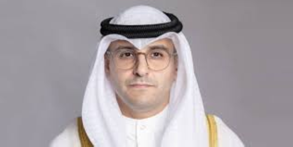 الوزير عبداللطيف المشاري