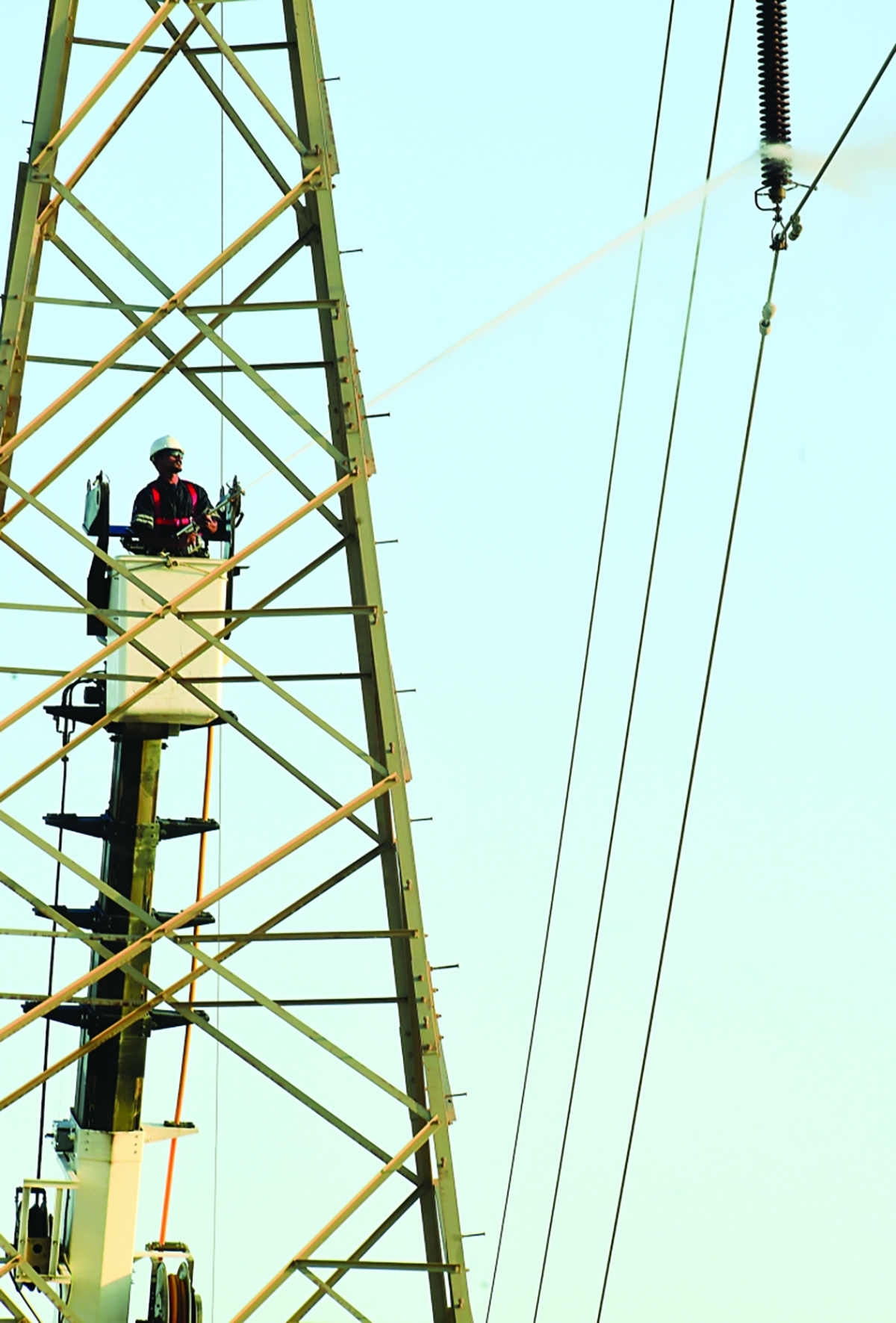 


غسيل خطوط هوائية (أرشيفية) 