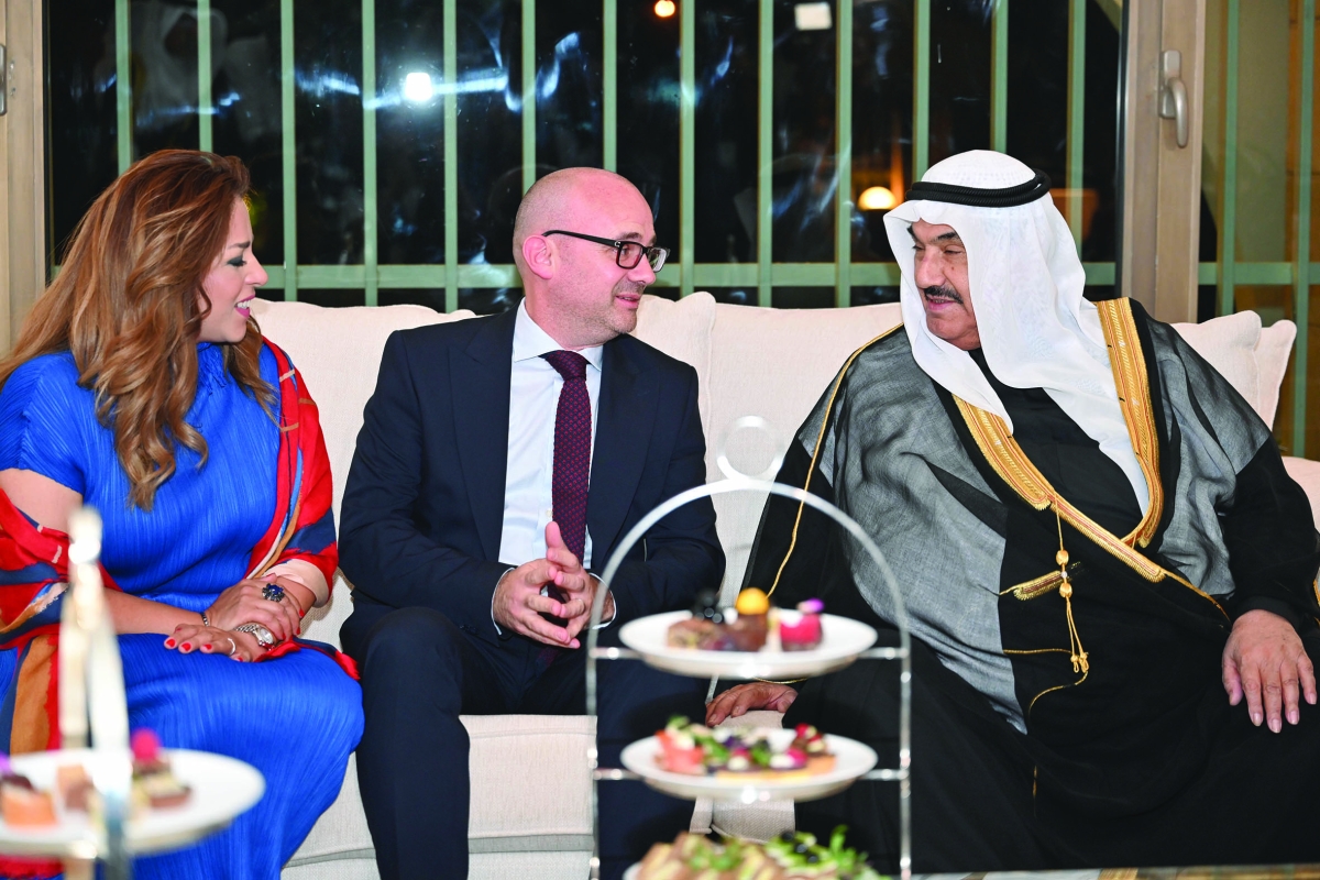 


المحمد والسفير الفرنسي خلال الحفل 