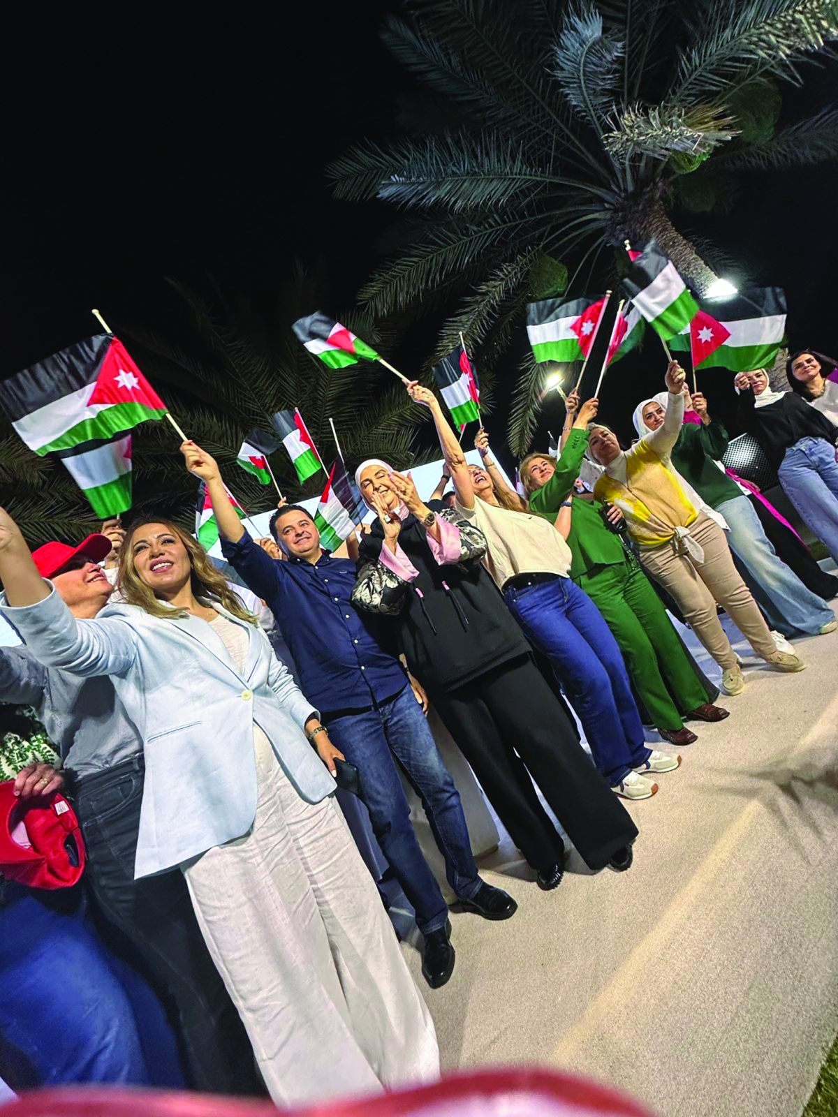 رفع الأعلام الأردنية