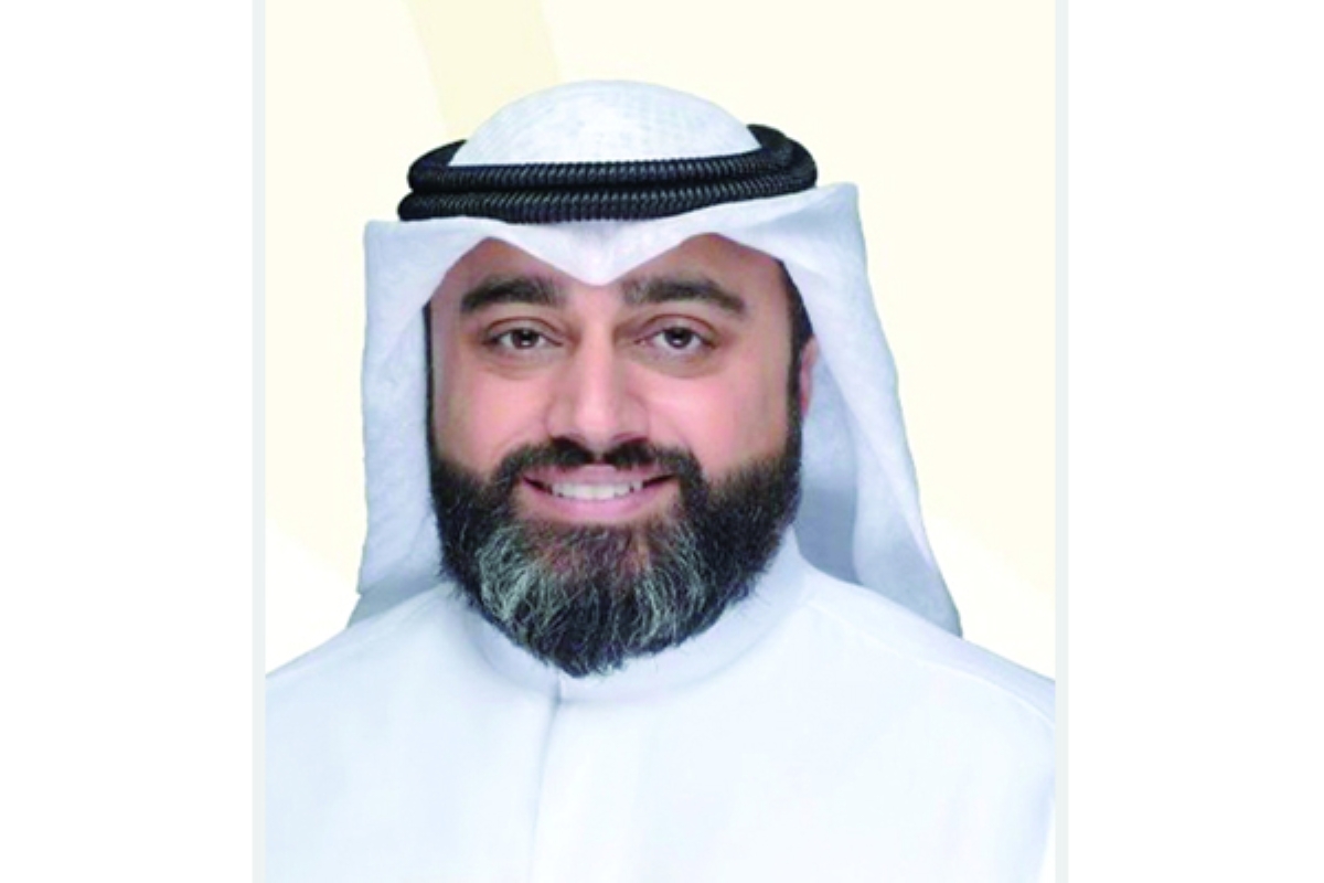 عباس عوض