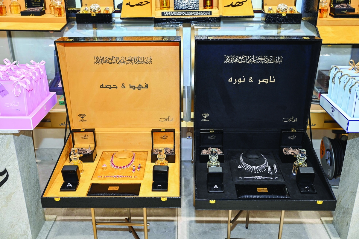 «دزة المعاريس»