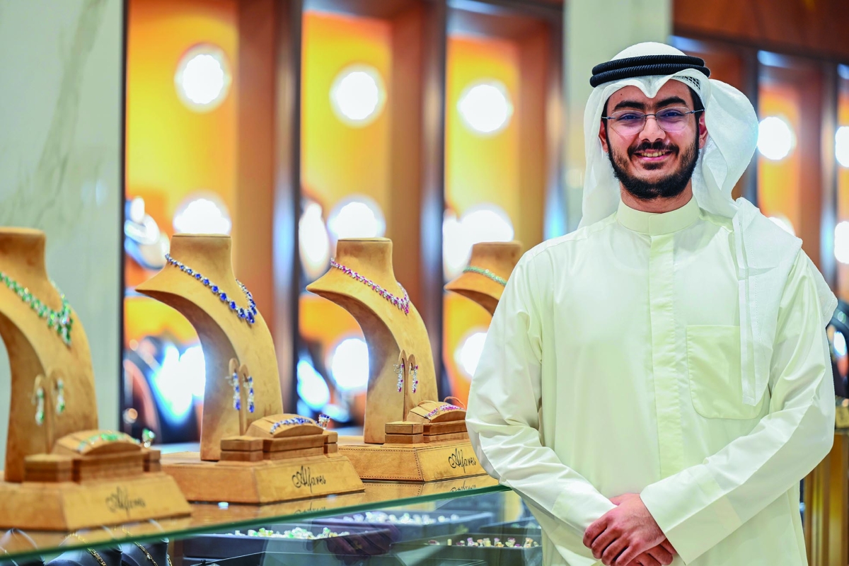 


خالد علي الفارس 