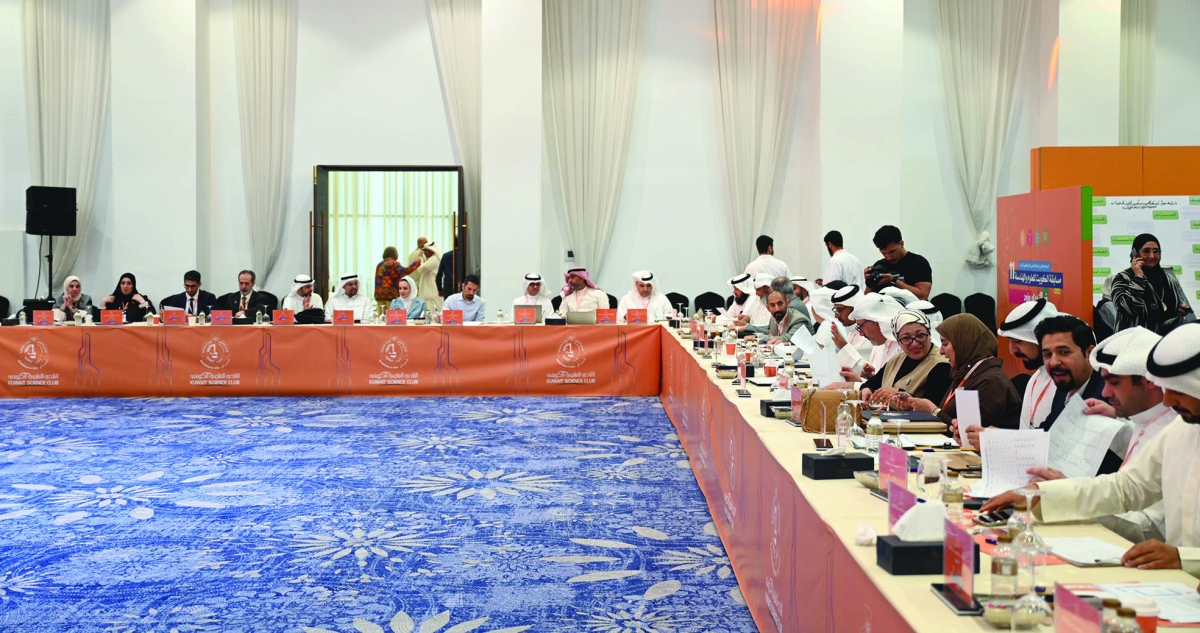 


المسابقة تضم 60 محكماً في 22 مجالاًعلمياً 