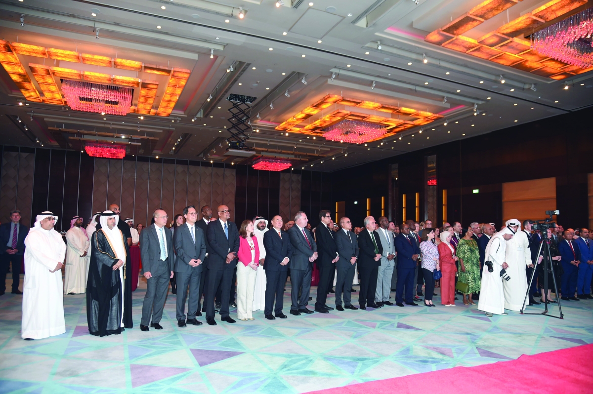 مُشاركة دبلوماسية واسعة