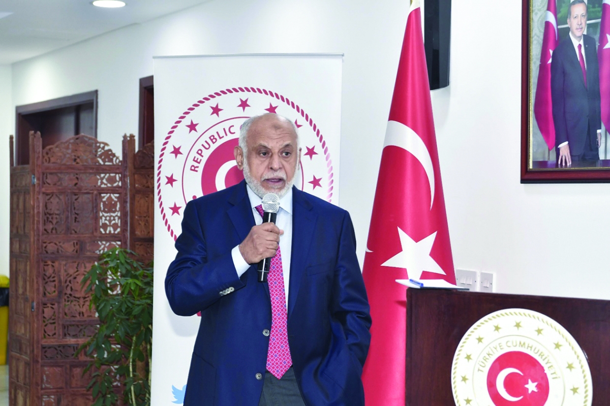 وزير الصحة الأسبق محمد الجارالله مشاركا