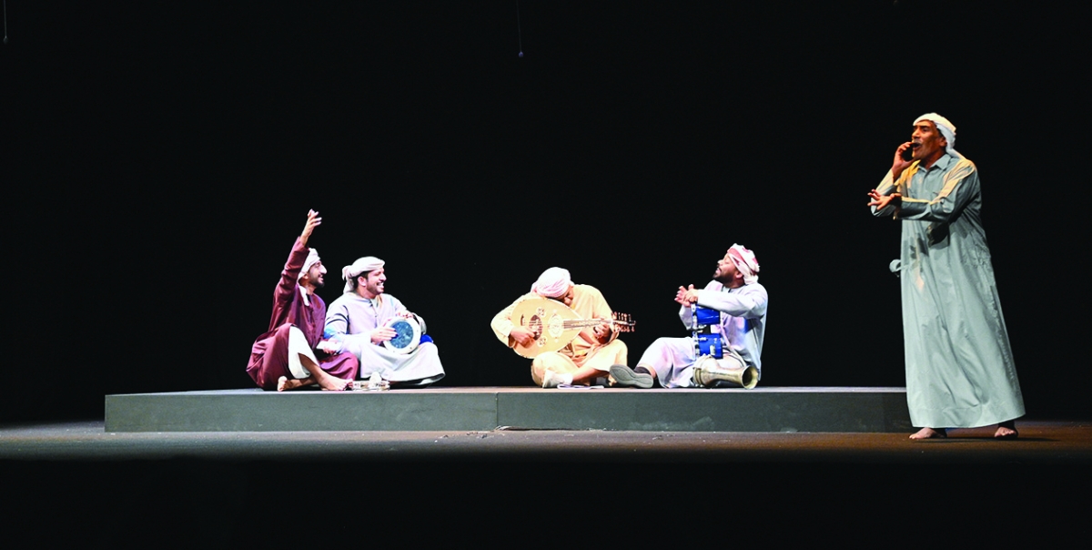 


من العرض المسرحي	 (تصوير نايف العقلة) 