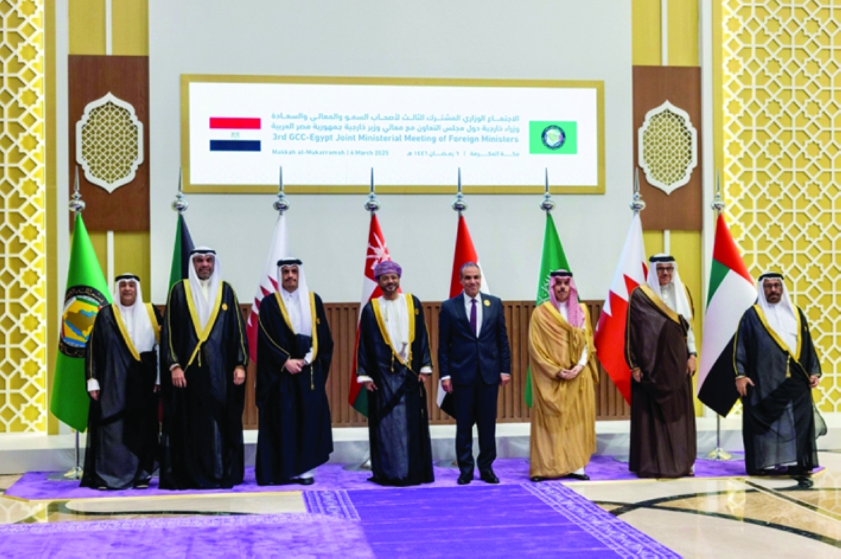 


وزير الخارجية ترأس أربعة اجتماعات مشتركة بين وزراء خارجية دول مجلس التعاون ووزراء خارجية كل من مصر وسوريا والمغرب والأردن 