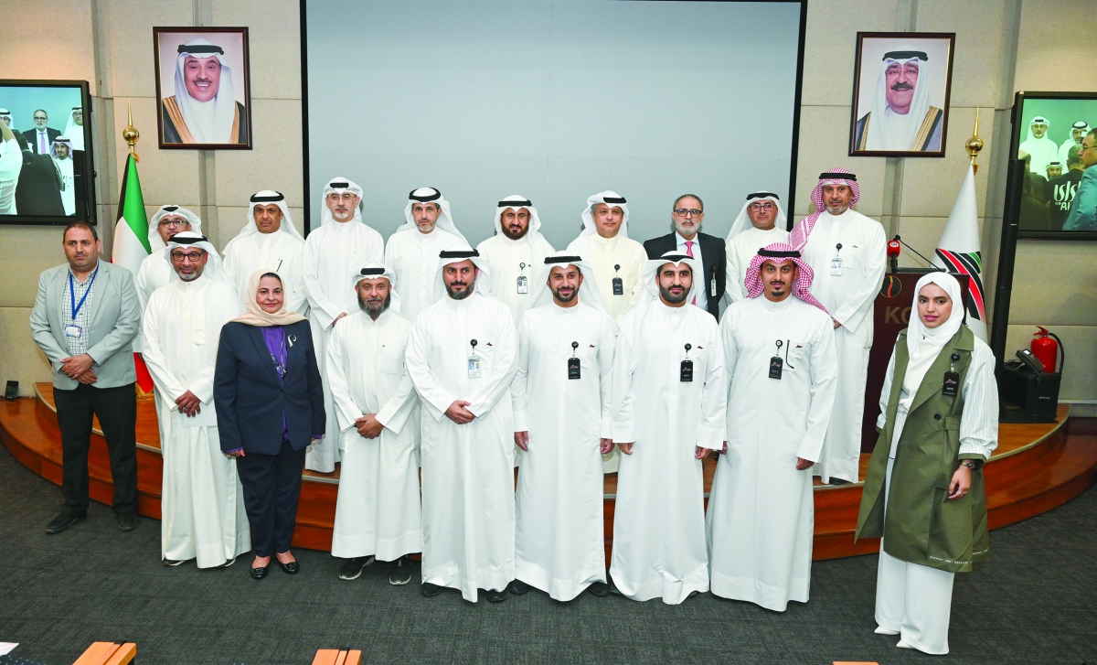 


صورة جماعية 	(تصوير أسعد عبدالله) 