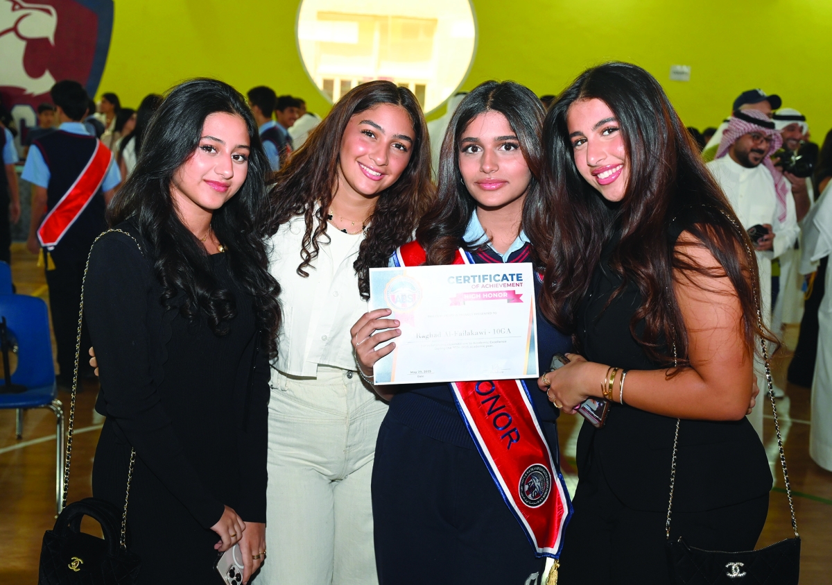 


فائقات... في لقطة جماعية 