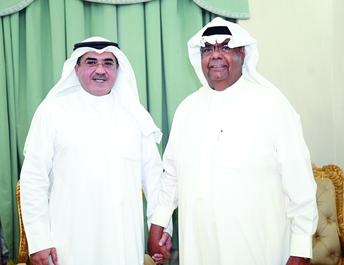 


أنور عبدالله... مُهنّئاً 