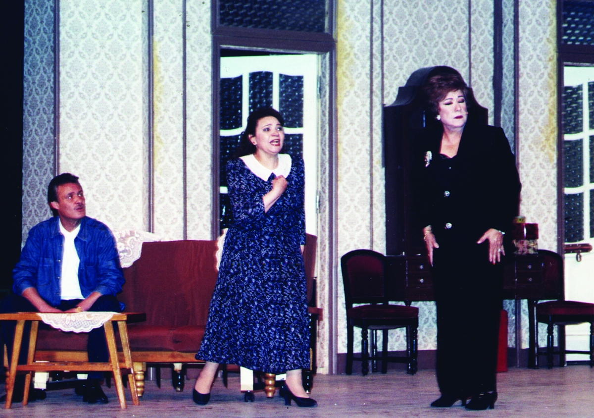 


أيوب في مسرحية «الناس اللي في الثالث» 