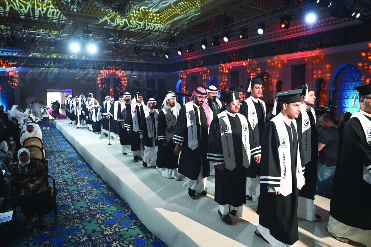 


طابور عرض خريجي المبادرة 	(تصوير نايف العقلة) 