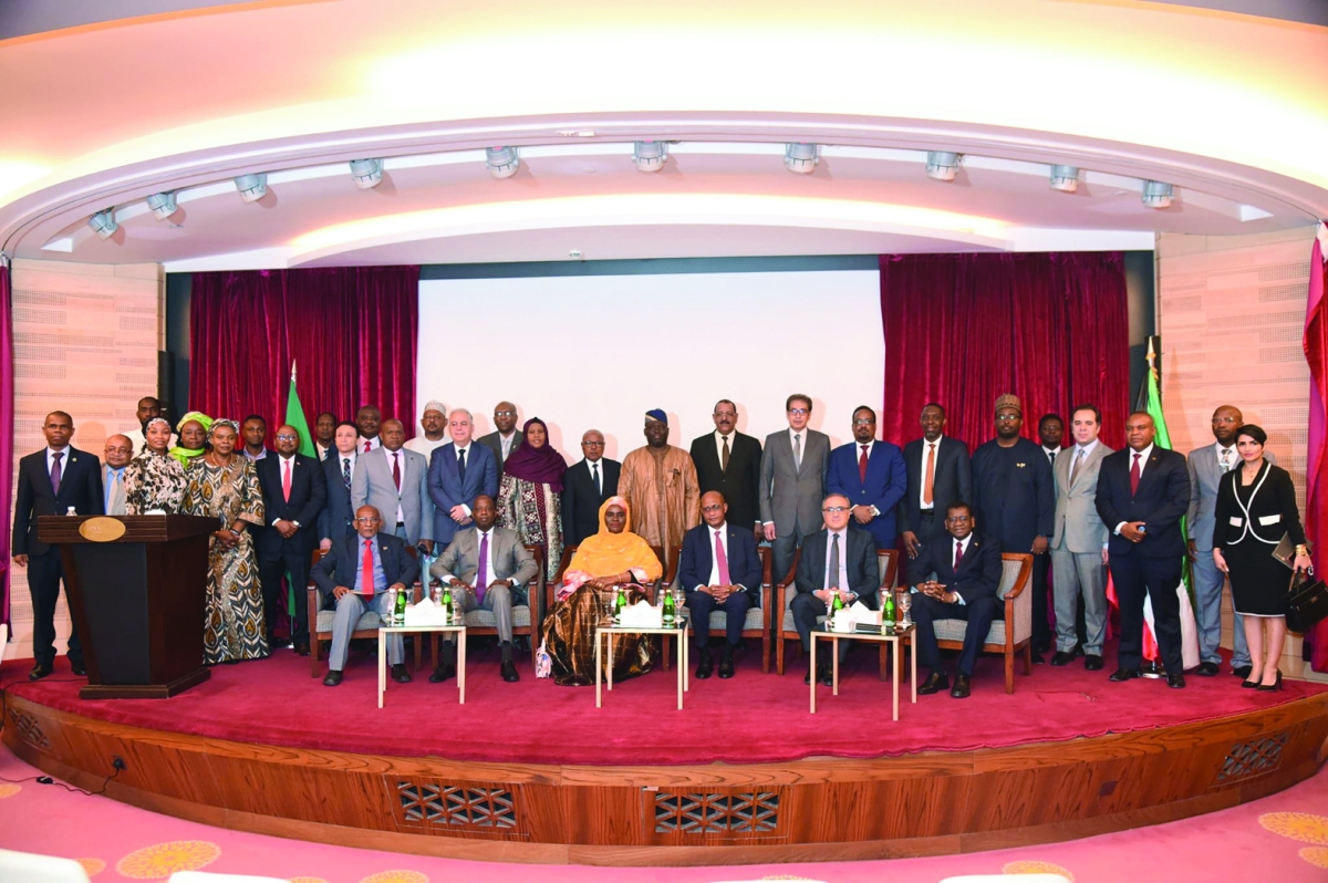 


لقطة جماعية للمشاركين في المؤتمر	(تصوير نايف العقلة) 