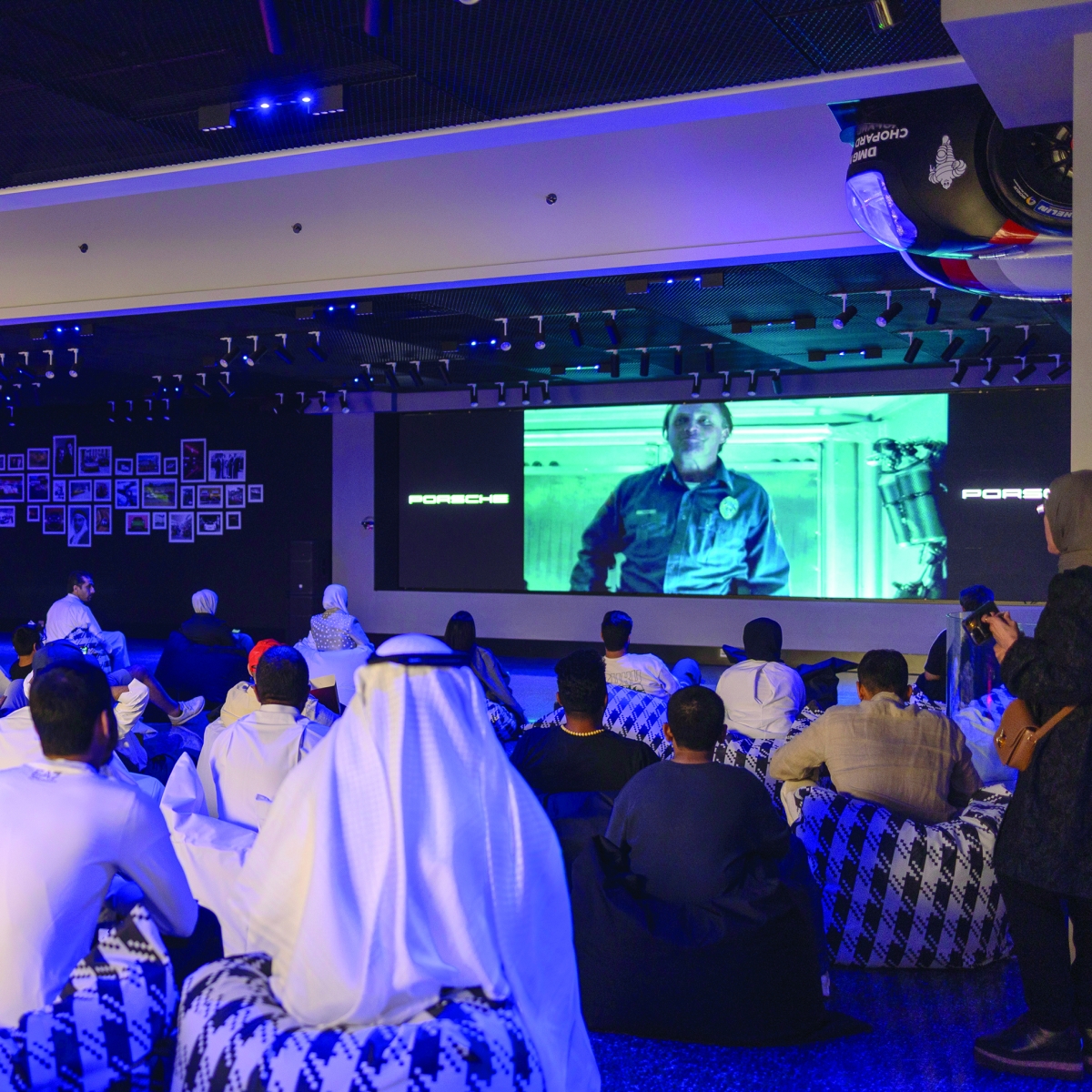 عرض مشاهد سينمائية شهيرة شاركت «بورشه» فيها 