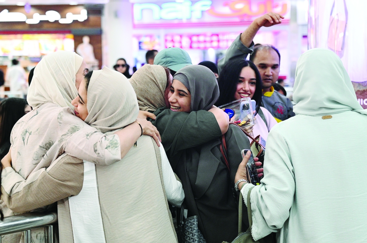 


استقبال عائلي حميم 