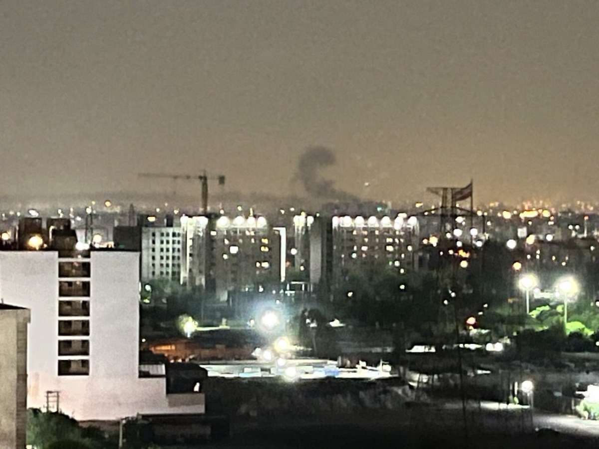 انفجار جراء الضربة الإسرائيلية لإيران