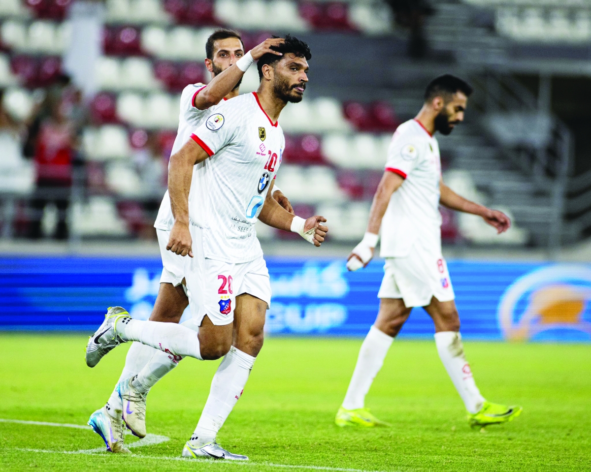 


يوسف ناصر يخضع لعلاج مكثف 