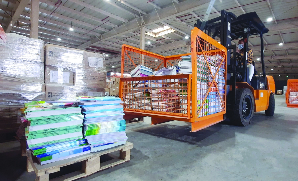 


الكتب الدراسية... في مخازن «التربية» 	(أرشيفية) 