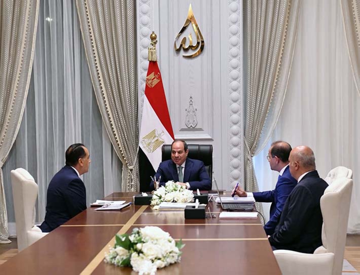 السيسي‭ ‬تناول‭ ‬مع‭ ‬قيادات‭ ‬حكومية‭ ‬التسهيلات‭ ‬الضريبية‭ ‬