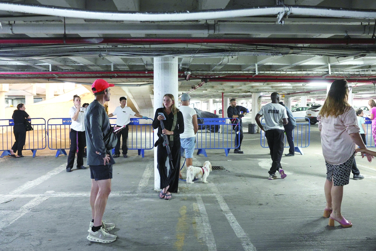 


الملاجئ «ملاذ» الإسرائيليين في الحرب	 (رويترز) 