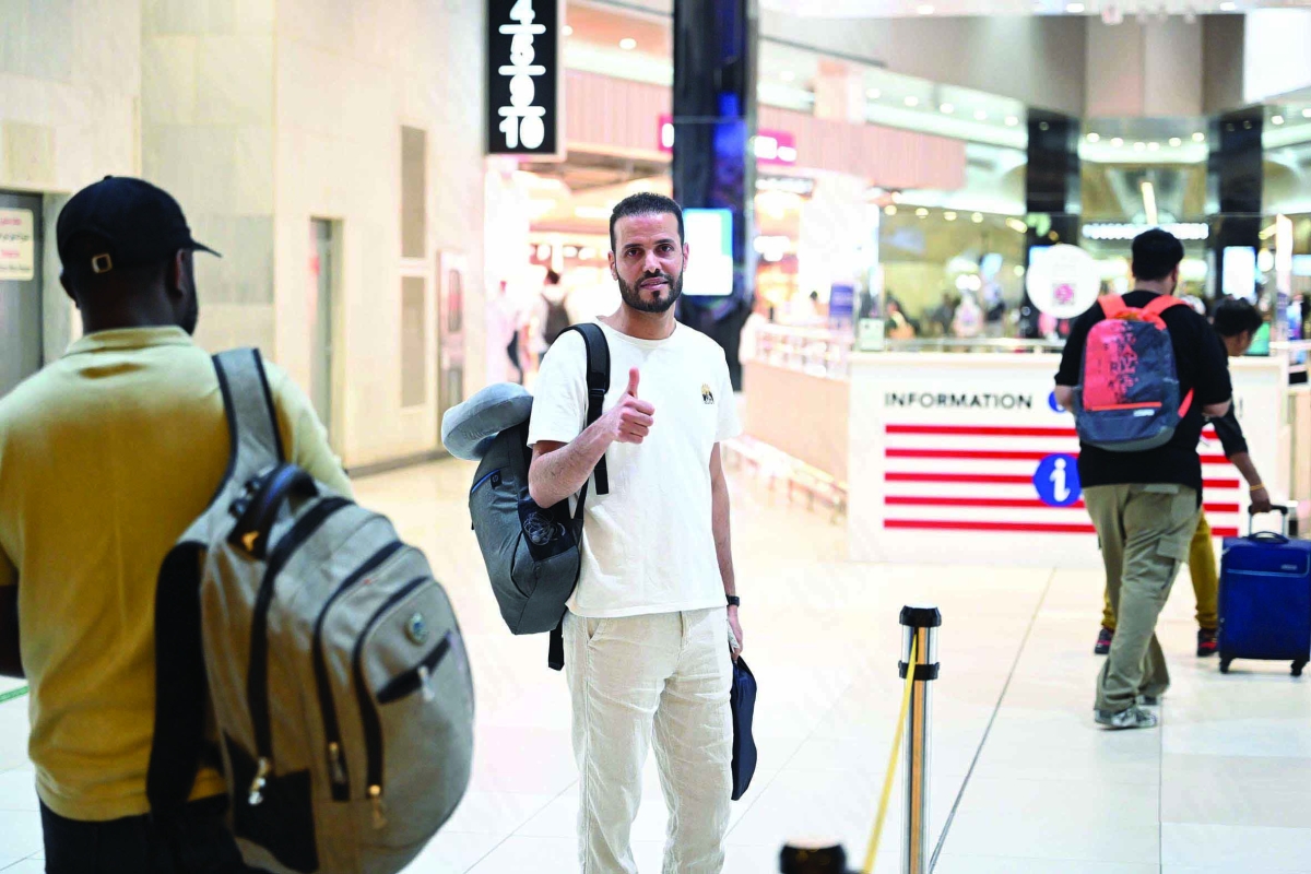 ارتياح بين المقيمين المغادرين لسهولة الإجراءات 