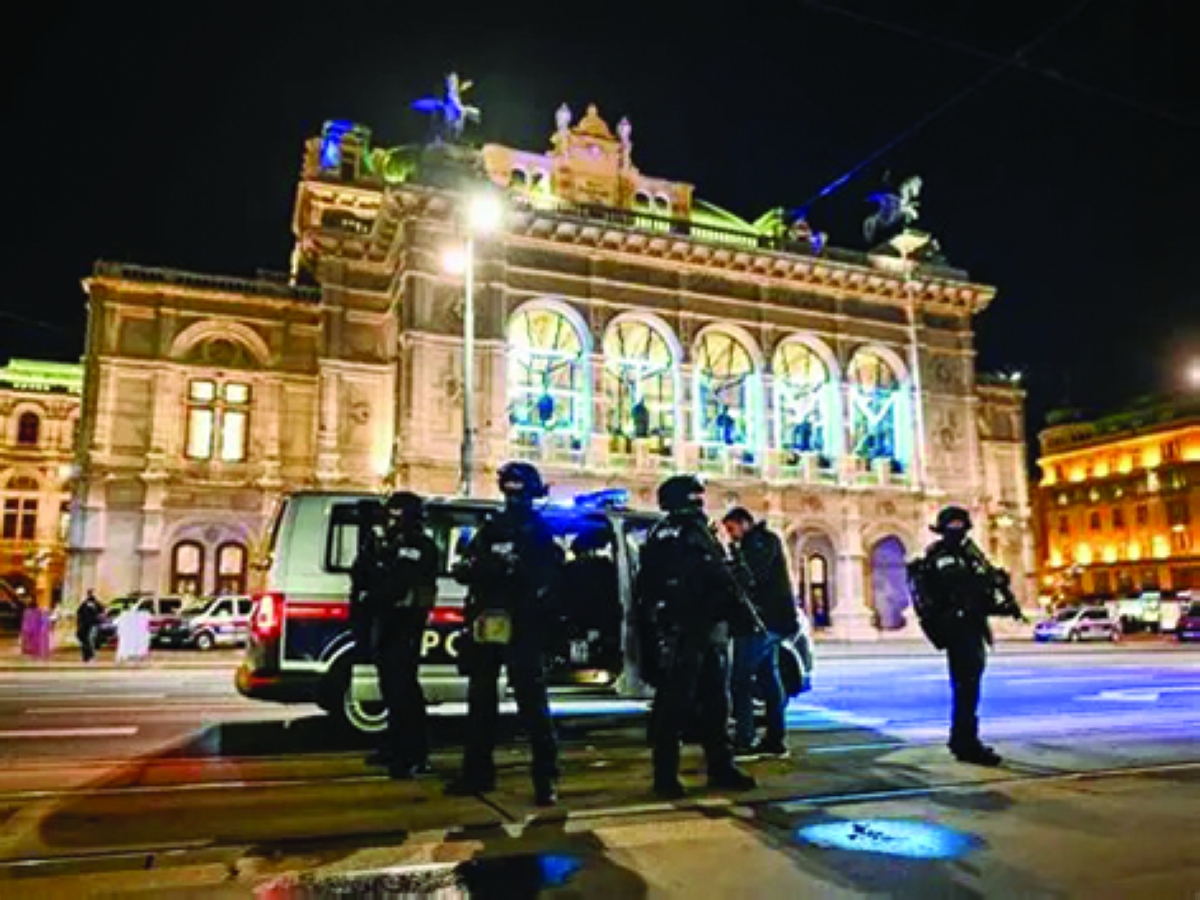 فيينا تُرحّل سورياً مداناً