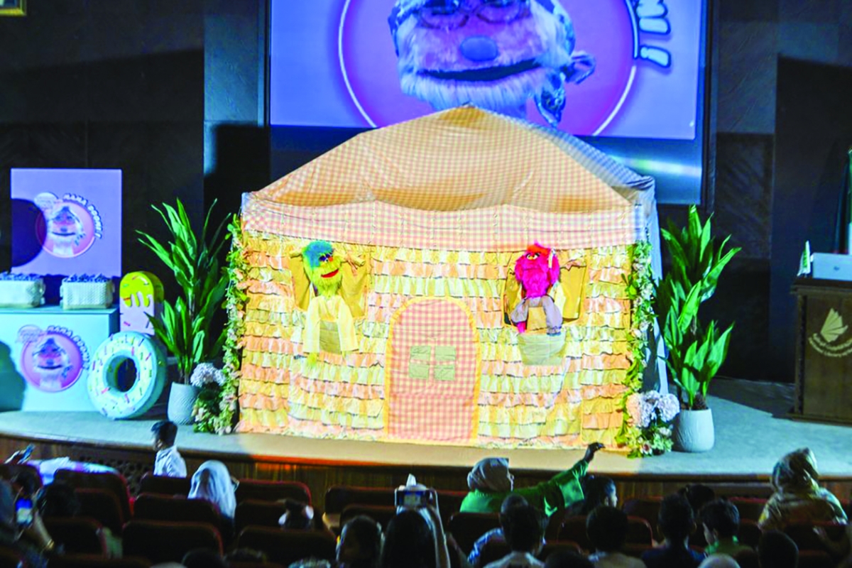 


من أجواء العرض 