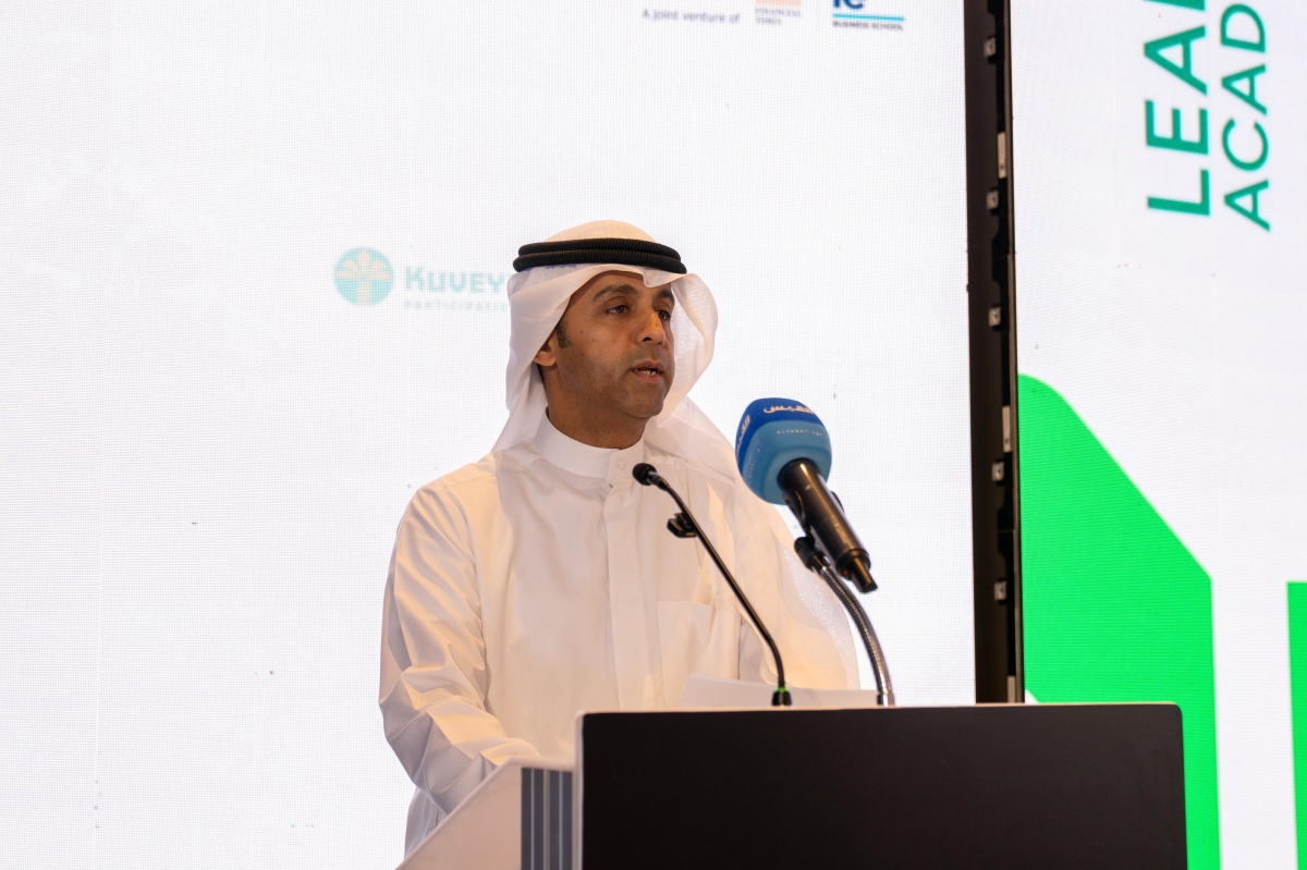 خالد الشملان متحدثاً