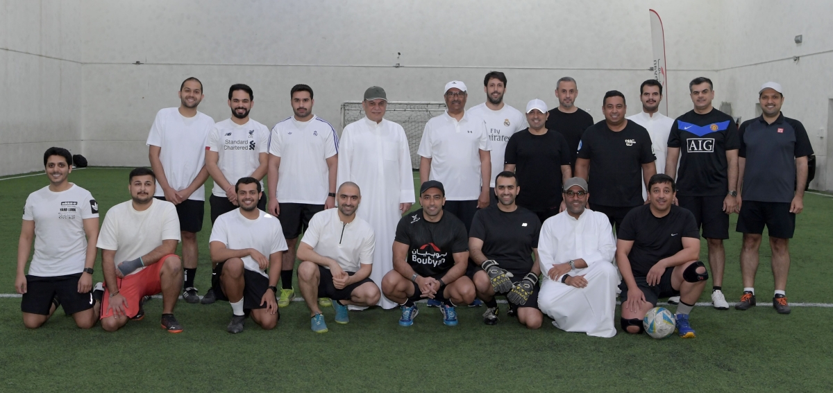 الإدارة التنفيذية لـ«بوبيان» مع الموظفين أثناء إحدى تحديات «بوبيان الونيس» الرياضية 