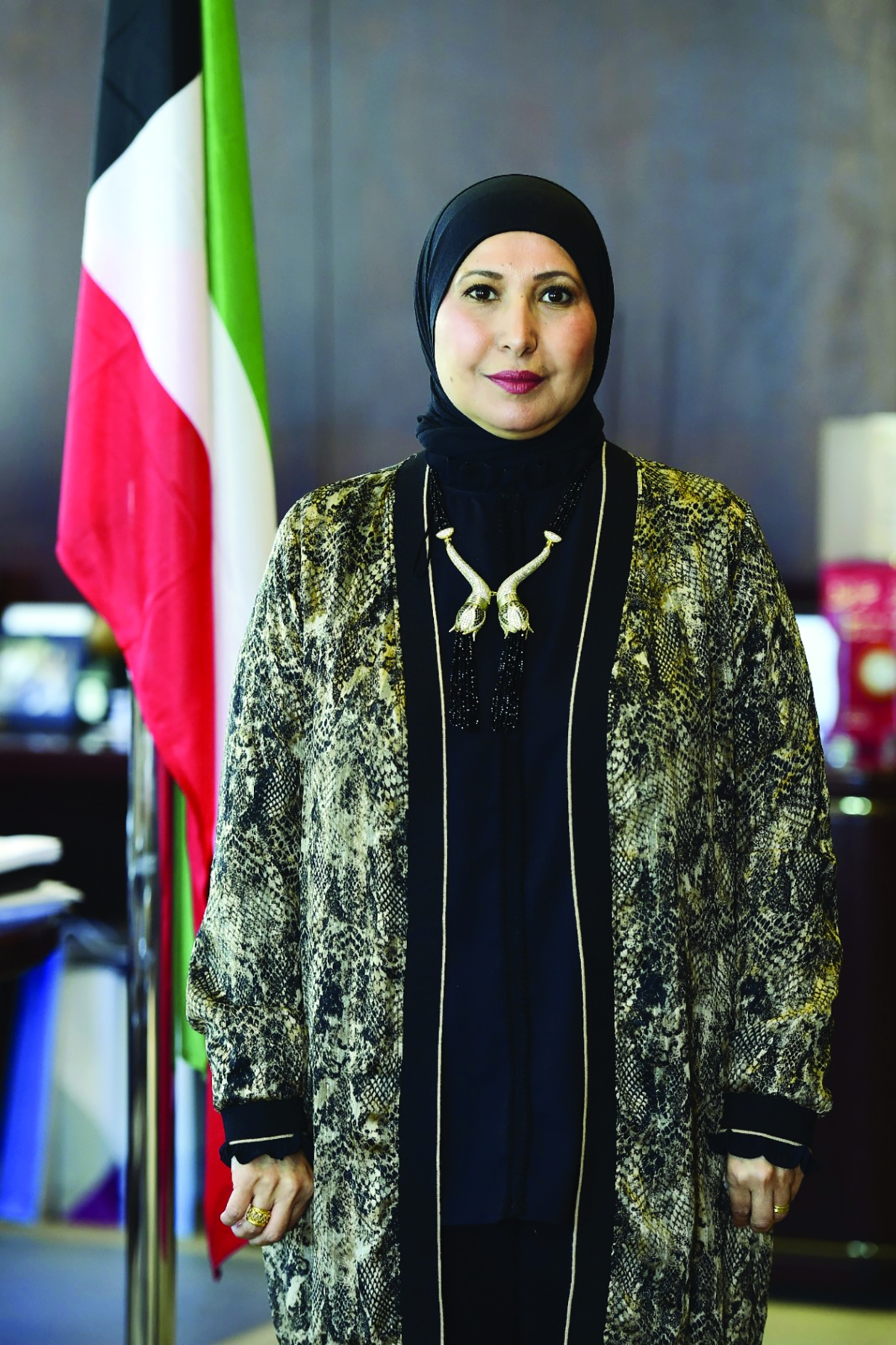 


سهام العازمي 