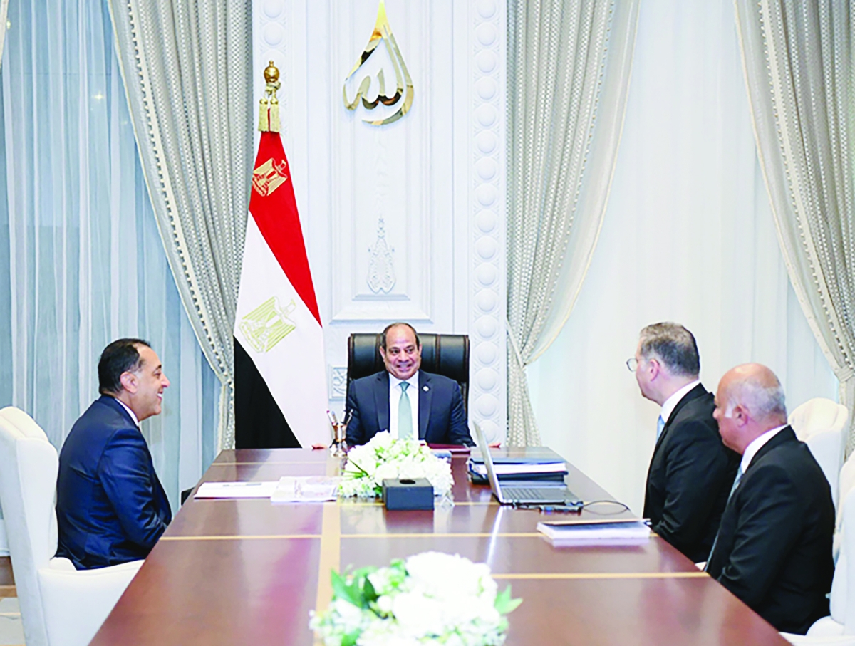 السيسي بحث ملف الوقود مع قيادات حكومية