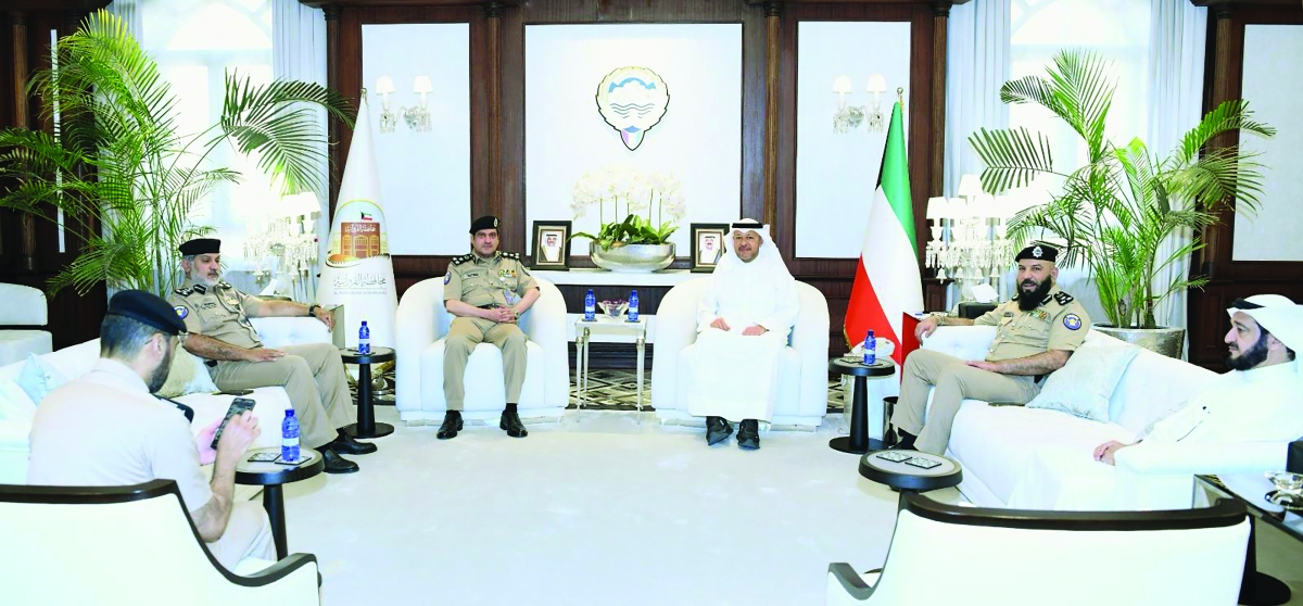 


محافظ الفروانية خلال استقباله وفد «تدريب الداخلية» 