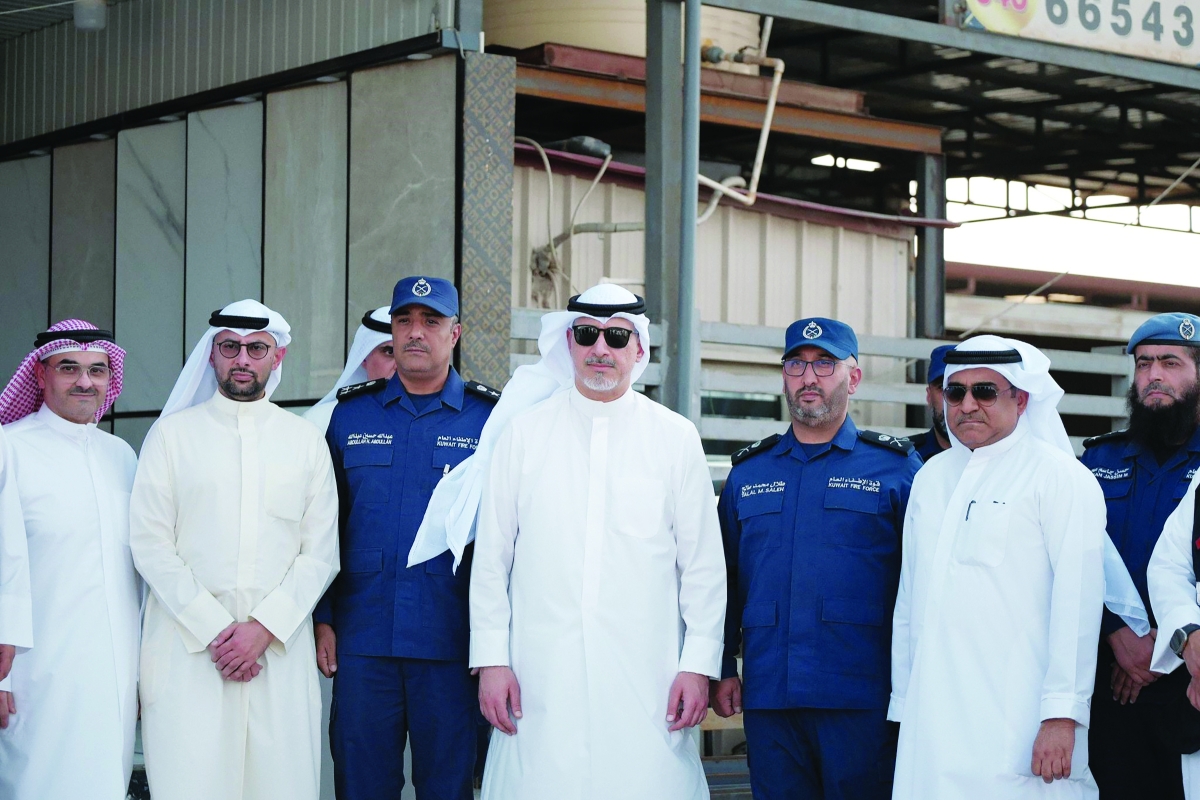 


خليفة العجيل والرومي خلال الحملة 