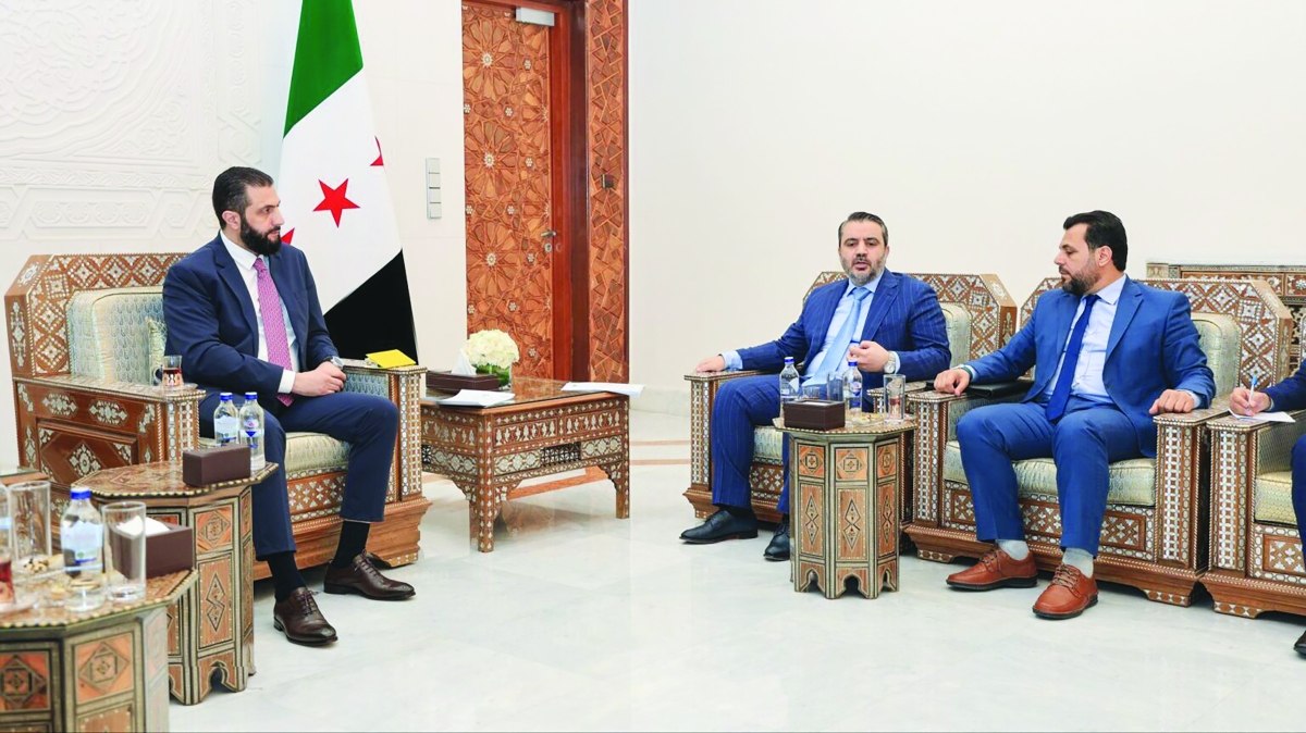 الشرع يتسلّم النسخة النهائية من النظام الانتخابي الموقت لمجلس الشعب