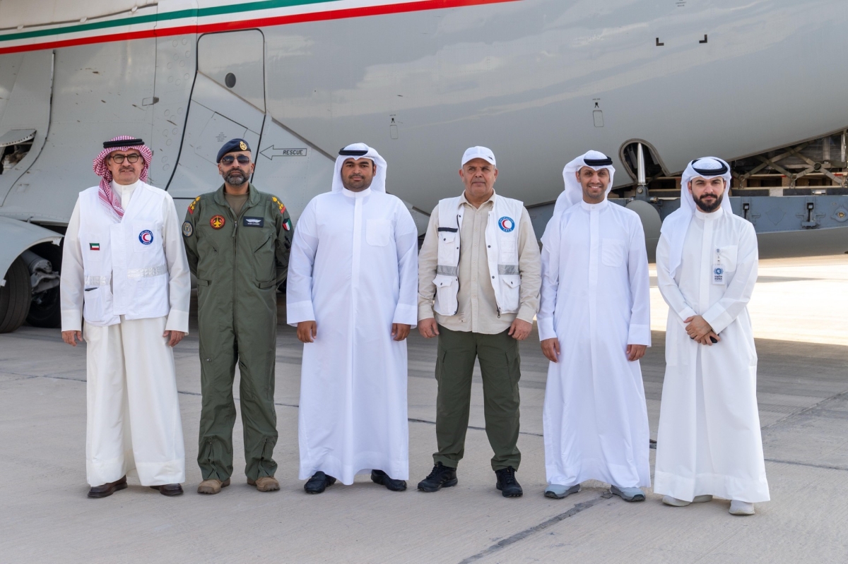 ممثلون من الجهات الرسمية المشاركة بالرحلة الإغاثية