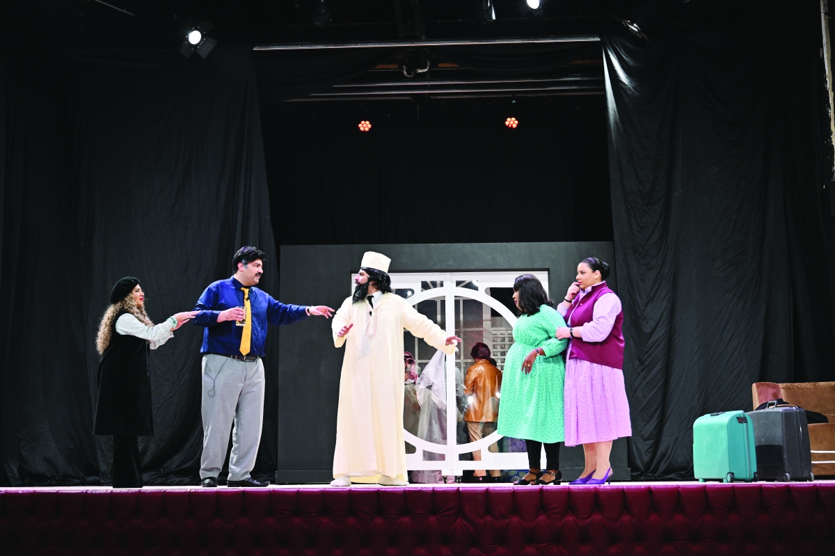 ... ومشهد آخر