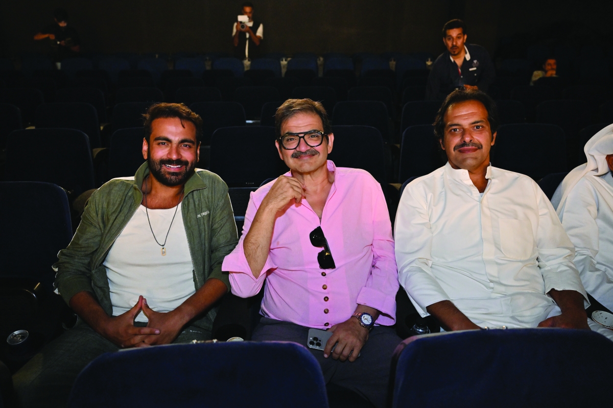 


أيوب دشتي وبشار عبدالحسين وعبدالله عبدالرضا 