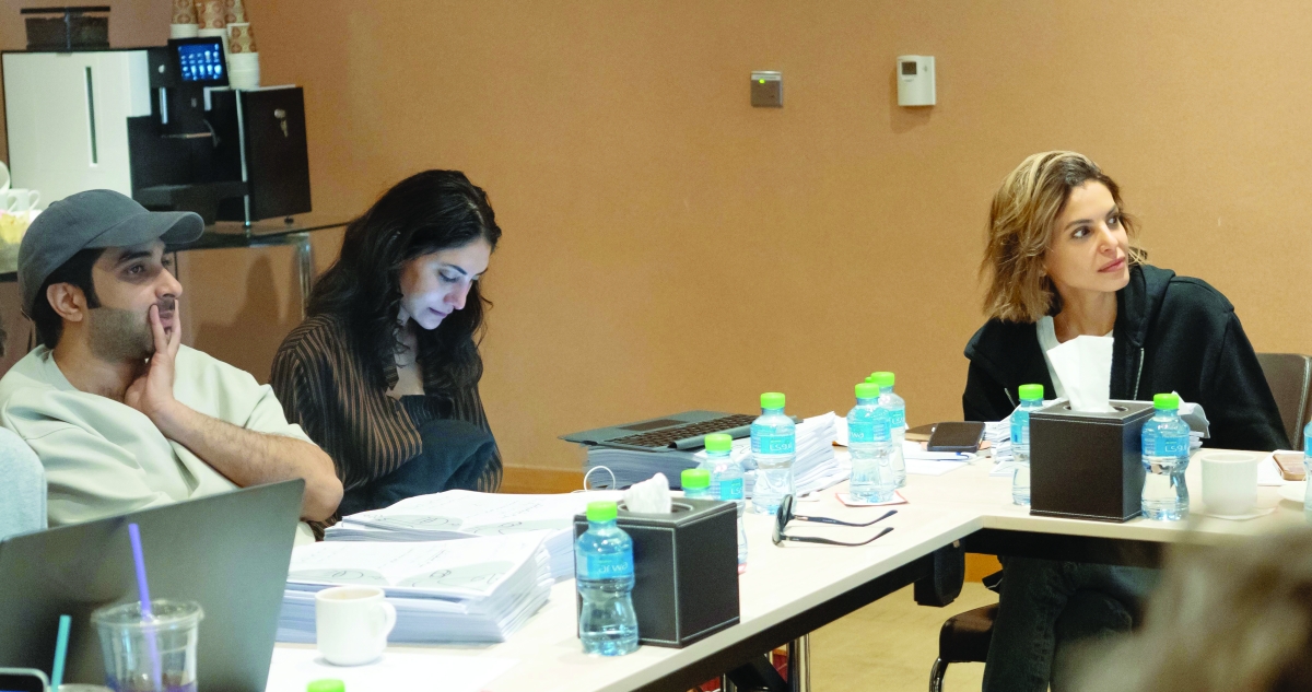 


متابعة من أبطال العمل 