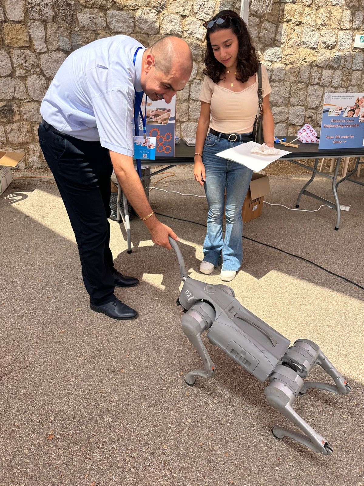 CHADOG في أحد المؤتمرات