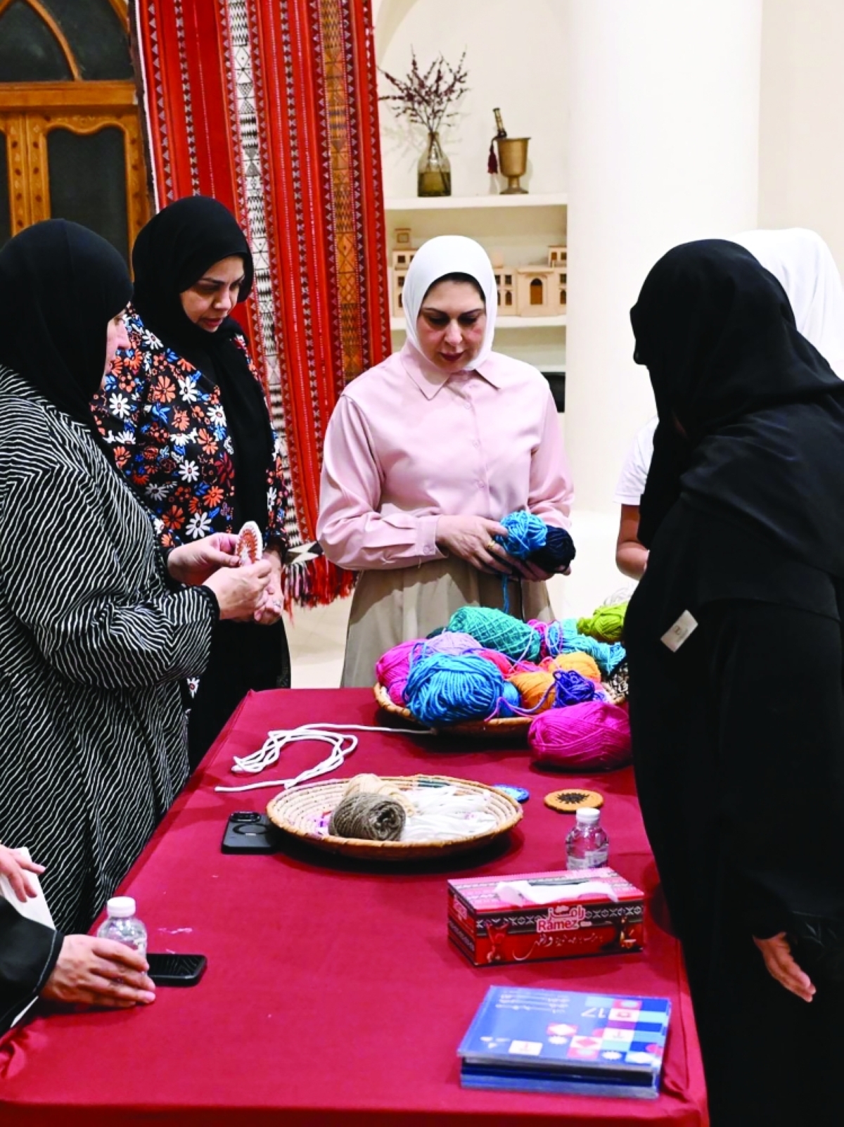 المشاركات في الحياكة اليدوية