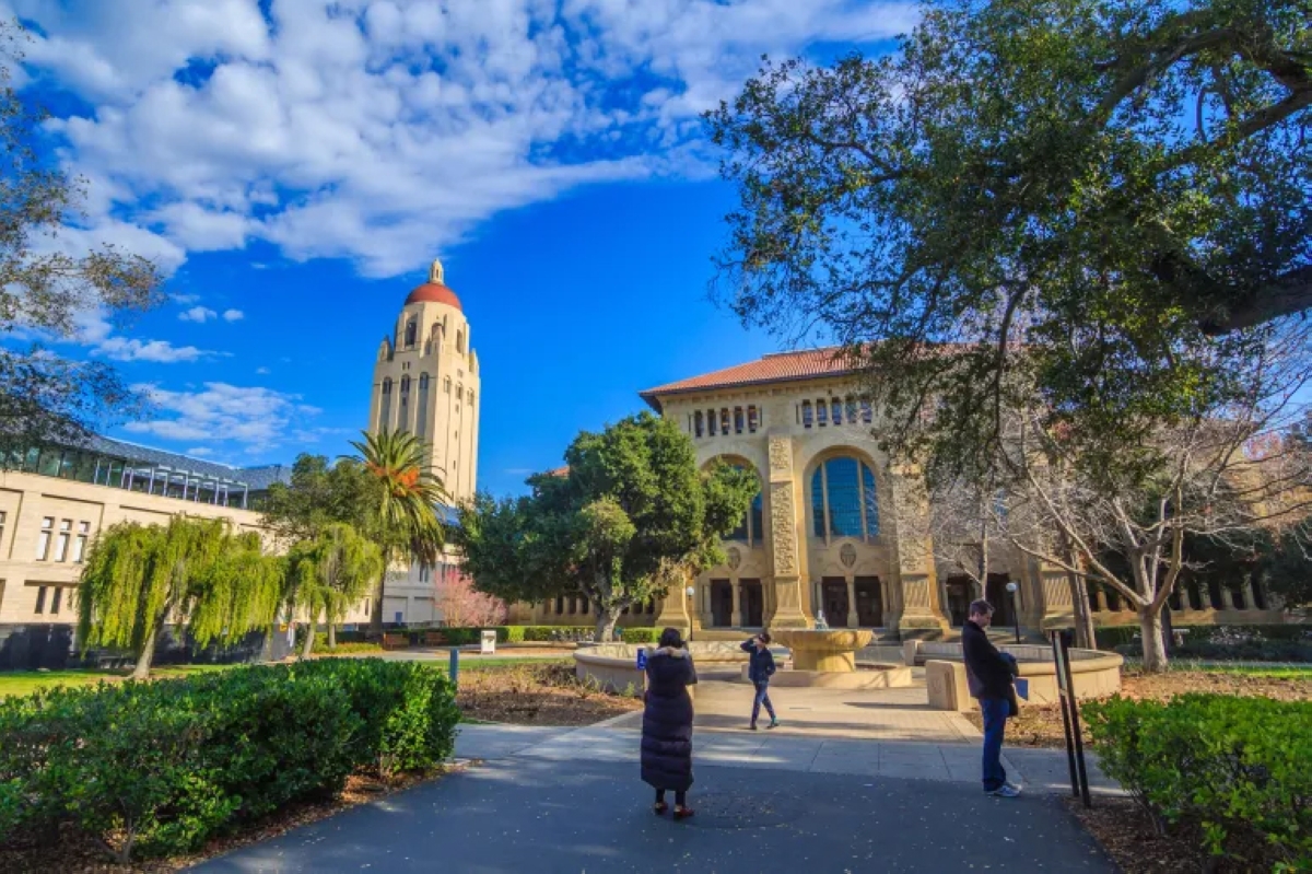 جامعة ستانفورد 