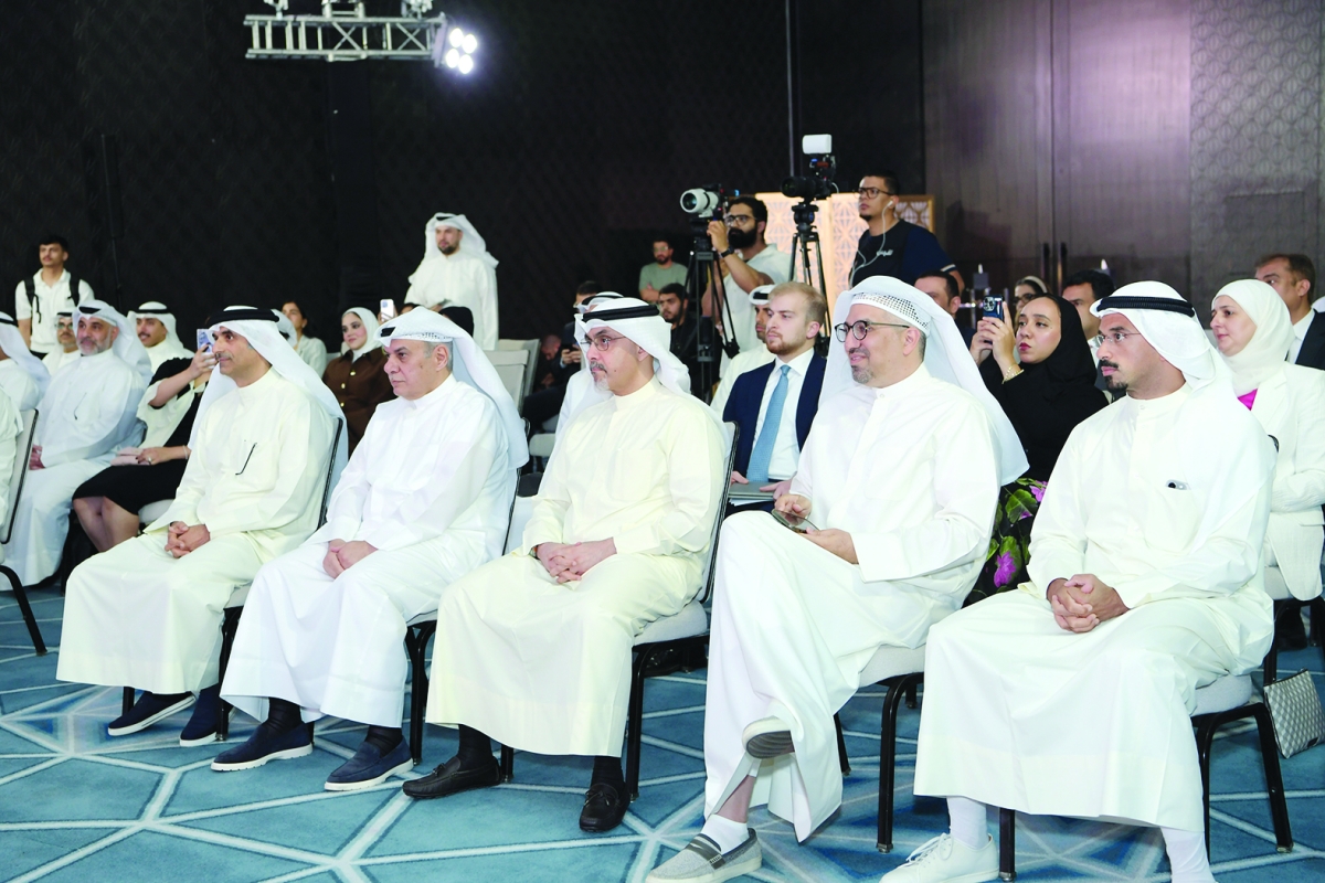  الماجد وكبار الحضور خلال الإعلان عن الشراكة مع «ديمة الكويت»